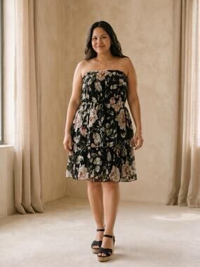 🥗 Drama Gold Strapless Dress Plus Size 3X Floral Knee-Length with Tiered Skirt